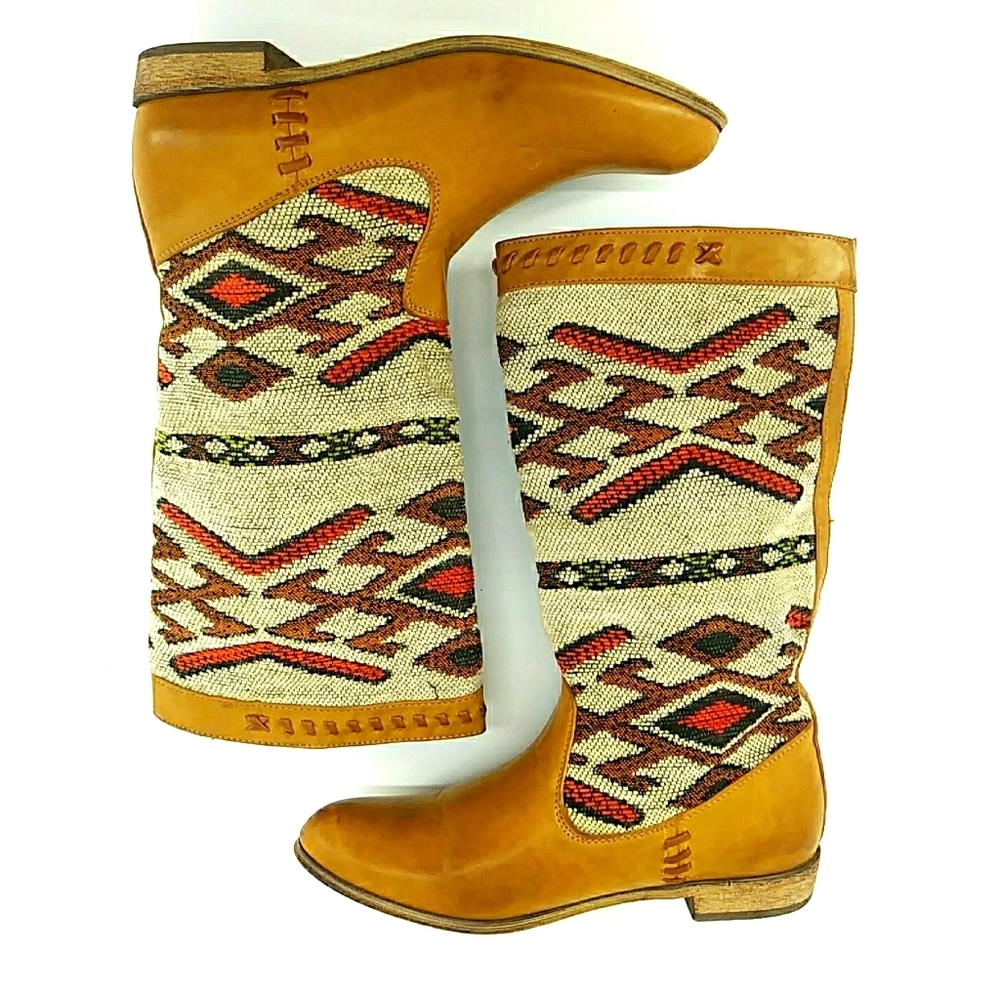 Southwestern Caramel Woven Boots. Mid Calf 7.5